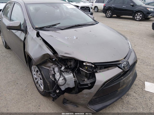 2T1BURHE0JC004560 Toyota COROLLA LE