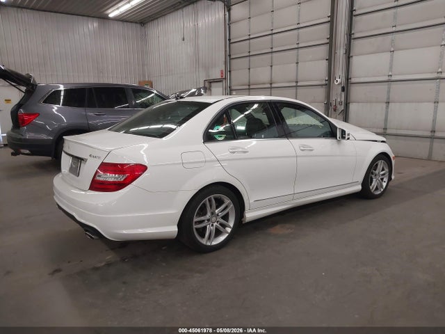 Aukcja sprzedaży 2014 Mercedes-benz C 300 Sport 4matic, vin: WDDGF8AB9ER309132, numer aukcji: 45061978