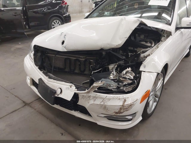 Aukcja sprzedaży 2014 Mercedes-benz C 300 Sport 4matic, vin: WDDGF8AB9ER309132, numer aukcji: 45061978