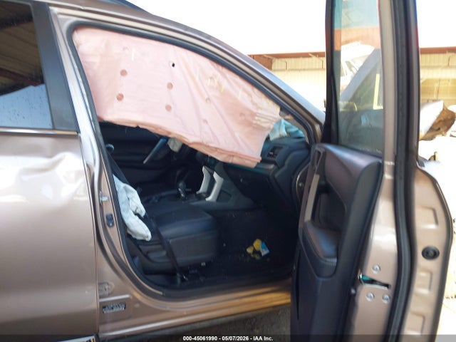 JF2SJAWC3FH817147 Subaru Forester 2.5i Touring