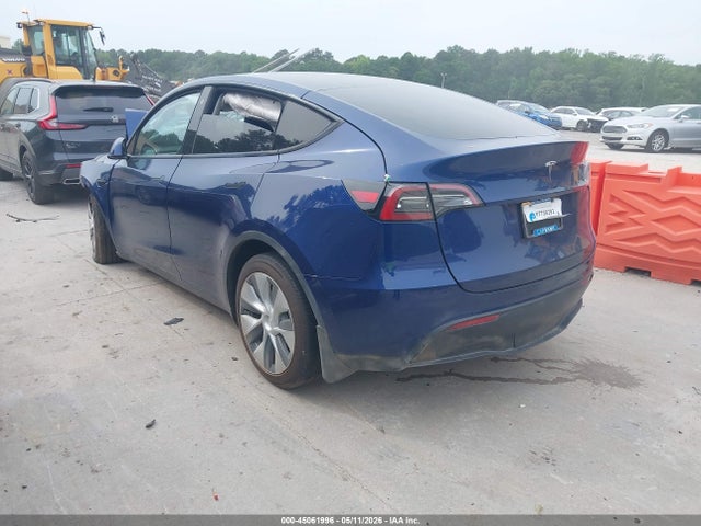 7SAYGAEE2NF426650 Tesla Model Y Long Range Dual Motor All-wheel Drive