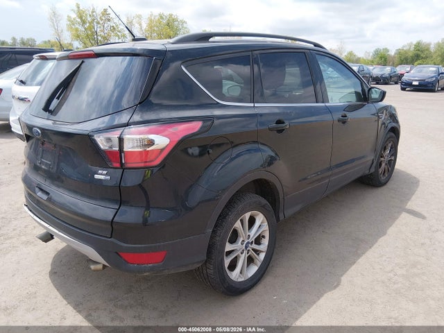 Продажа на аукционе авто 2017 Ford Escape Se, vin: 1FMCU9G92HUE57015, номер лота: 45062008
