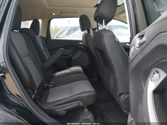 Продажа на аукционе авто 2017 Ford Escape Se, vin: 1FMCU9G92HUE57015, номер лота: 45062008