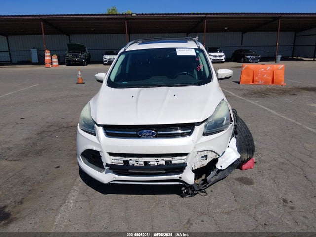 45062031 :رقم المزاد ، 1FMCU9J9XGUB02276 vin ، 2016 Ford Escape Titanium مزاد بيع