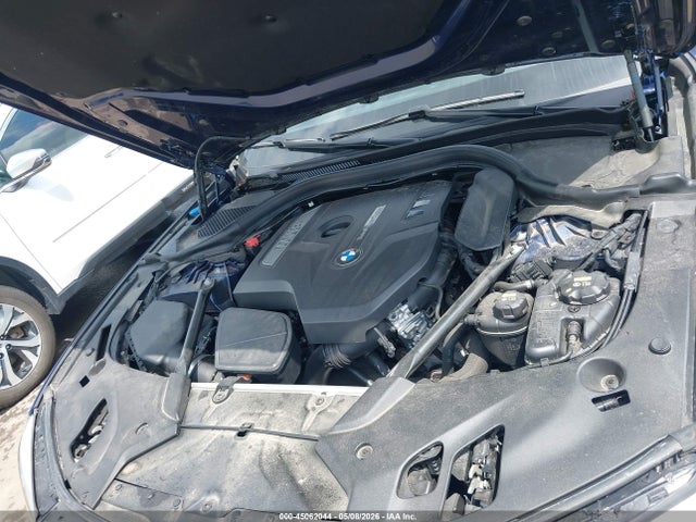 45062044 :رقم المزاد ، WBAJA7C35HWA70909 vin ، 2017 Bmw 530i Xdrive مزاد بيع