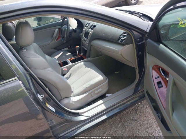 2011 Toyota Camry Xle V6 მანქანა იყიდება აუქციონზე, vin: 4T1BK3EK6BU624178, აუქციონის ნომერი: 45062058