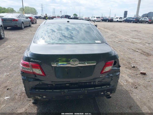 2011 Toyota Camry Xle V6 მანქანა იყიდება აუქციონზე, vin: 4T1BK3EK6BU624178, აუქციონის ნომერი: 45062058
