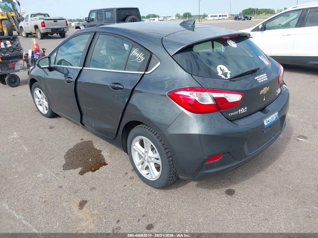 Chevrolet Cruze Lt Auto 2018 3G1BE6SM5JS648403 Image 3
