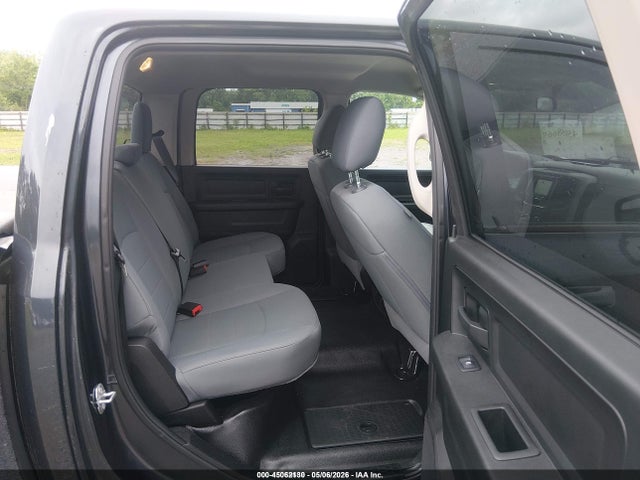 45062130 :رقم المزاد ، 1C6RR6KG5KS514404 vin ، 2019 Ram 1500 Classic Tradesman  4x2 5'7 Box مزاد بيع