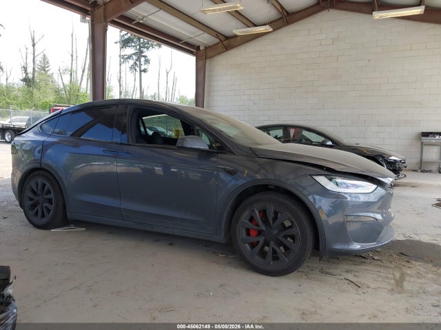7SAXCBE65PF400746 Tesla Model X Plaid Tri Motor All-wheel Drive