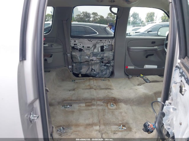 Продаж на аукціоні авто 2005 Chevrolet Suburban 1500 Ls, vin: 1GNEC16Z15J182647, номер лоту: 45062155