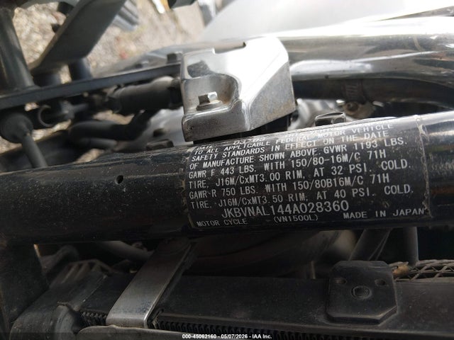 45062160 :رقم المزاد ، JKBVNAL144A028360 vin ، 2004 Kawasaki Vn1500 L مزاد بيع