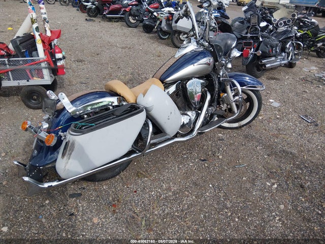45062160 :رقم المزاد ، JKBVNAL144A028360 vin ، 2004 Kawasaki Vn1500 L مزاد بيع