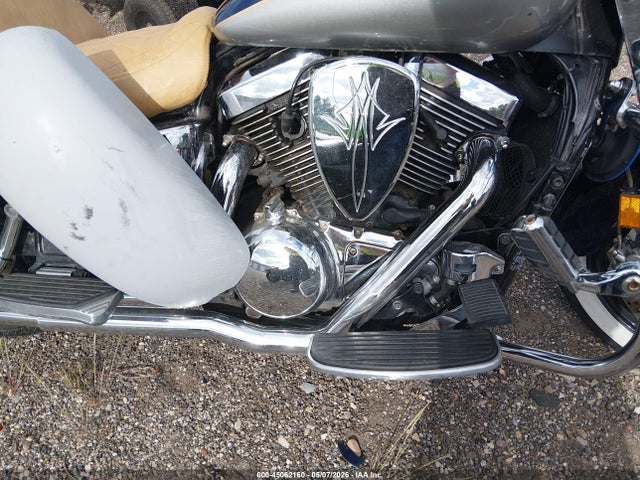 45062160 :رقم المزاد ، JKBVNAL144A028360 vin ، 2004 Kawasaki Vn1500 L مزاد بيع