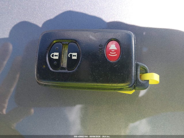 45062164 :رقم المزاد ، JTDKN3DU1E1750890 vin ، 2014 Toyota Prius Two مزاد بيع