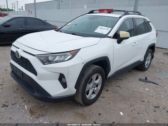 Toyota Rav4 Xle 2019 2T3W1RFV2KW006377 Image 2