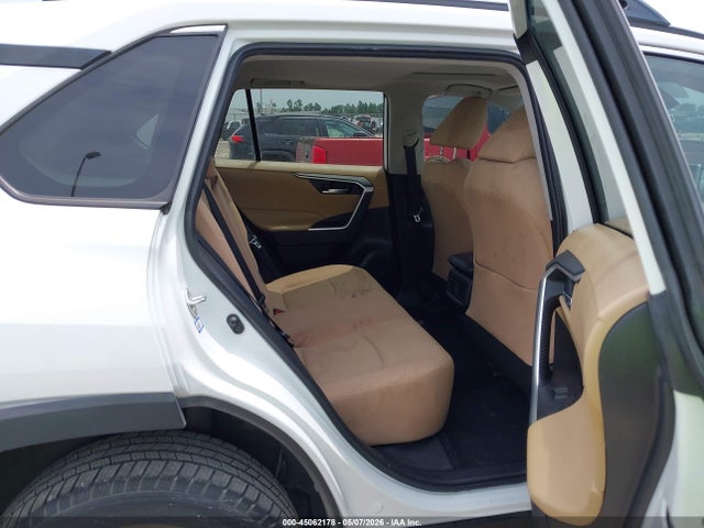 Toyota Rav4 Xle 2019 2T3W1RFV2KW006377 Image 8