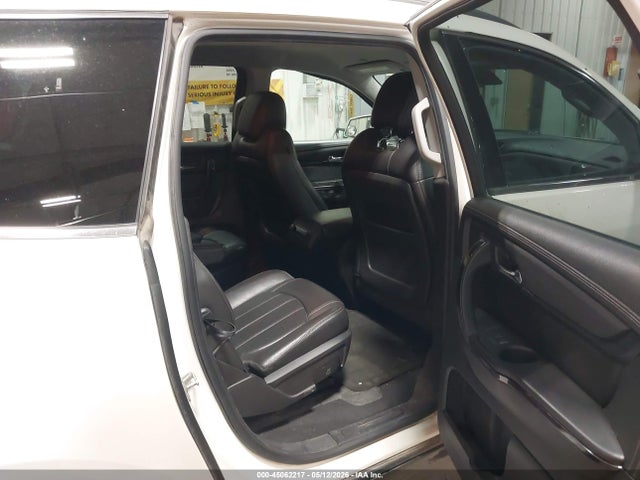 45062217 :رقم المزاد ، 1GNKVJKDXFJ301871 vin ، 2015 Chevrolet Traverse Ltz مزاد بيع