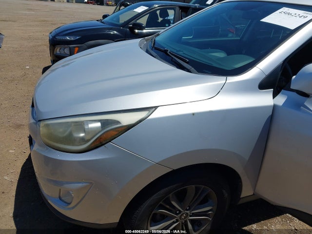 KM8JU3AG4FU007133 Hyundai TUCSON SE