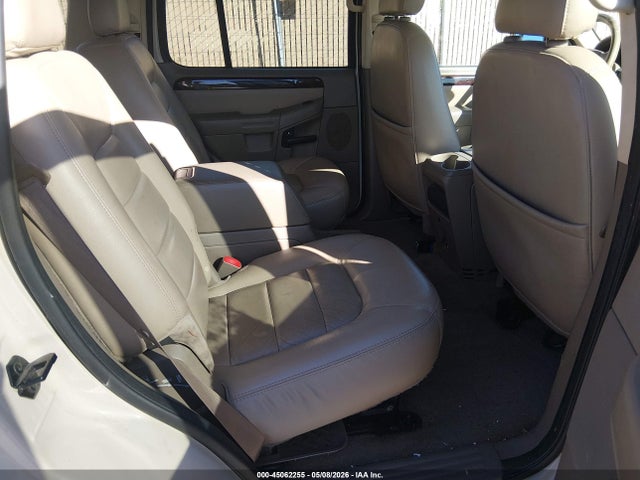 45062255 :رقم المزاد ، 1FMDU75K15ZA75264 vin ، 2005 Ford Explorer Limited مزاد بيع