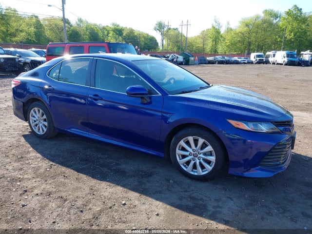 Продаж на аукціоні авто 2018 Toyota Camry Le, vin: JTNB11HK8J3013348, номер лоту: 45062258