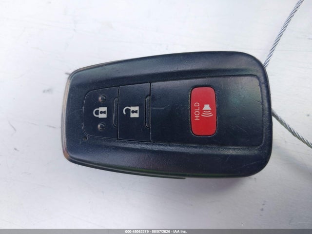 JTDKARFU0H3048354 Toyota Prius Two Eco