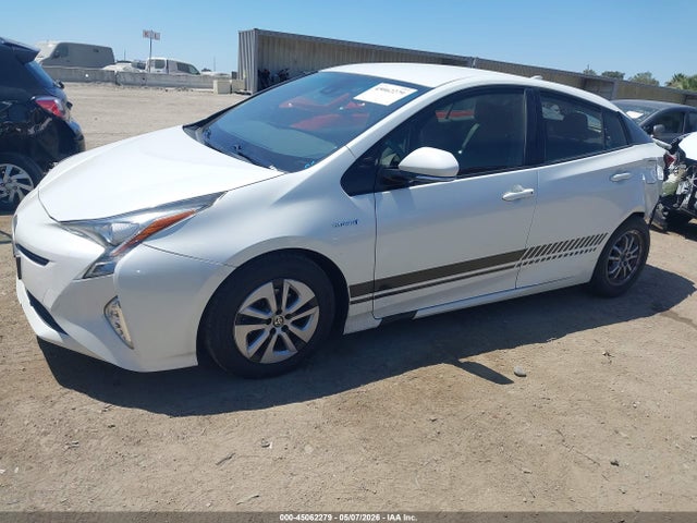 JTDKARFU0H3048354 Toyota Prius Two Eco