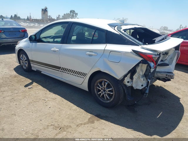 JTDKARFU0H3048354 Toyota Prius Two Eco