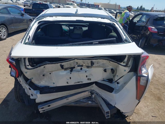 JTDKARFU0H3048354 Toyota Prius Two Eco