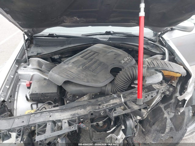 Chrysler 300 2014 2C3CCABG2EH222146 Image 10