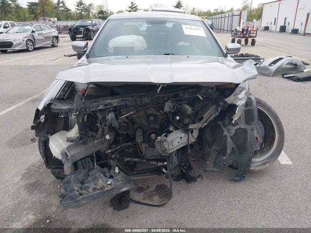 2C3CCABG2EH222146 Chrysler 300