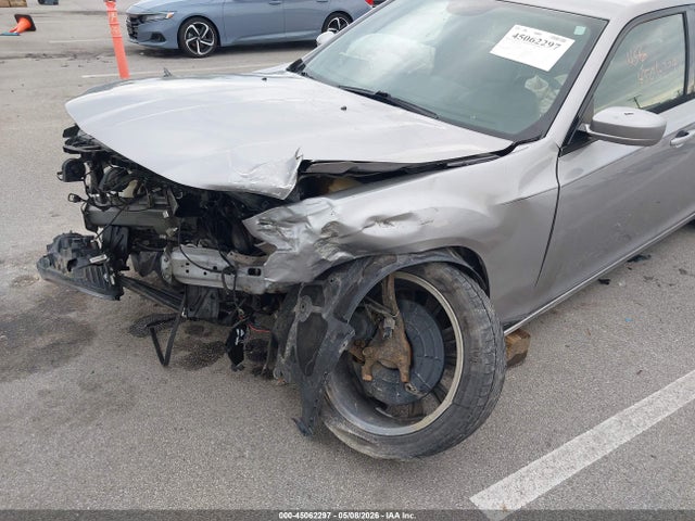 2C3CCABG2EH222146 Chrysler 300