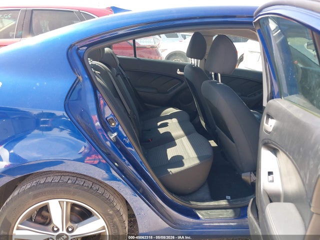 Продажа на аукционе авто 2018 Kia Forte Lx, vin: 3KPFL4A78JE273099, номер лота: 45062318
