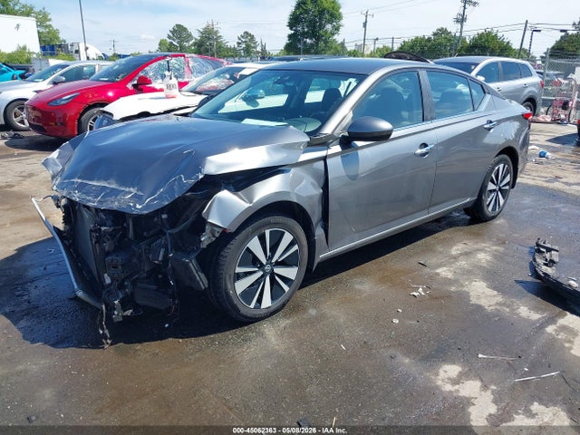 45062363 :رقم المزاد ، 1N4BL4DW9NN371390 vin ، 2022 Nissan Altima Sv Intelligent Awd مزاد بيع