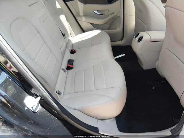 W1N0G8EB2LF823527 Mercedes-Benz Glc 300 4matic