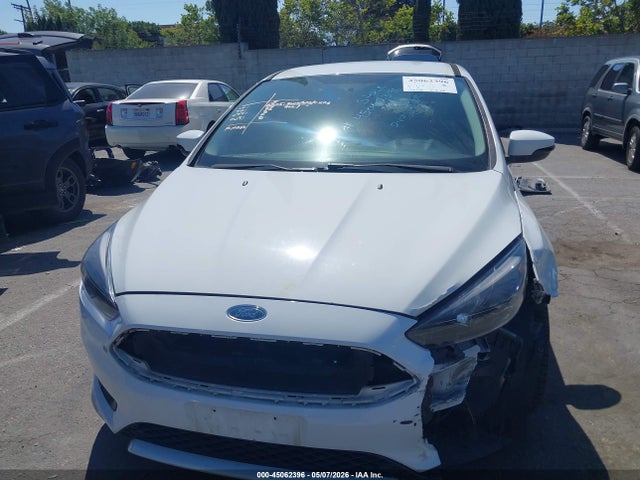 Ford FOCUS SE 2016 1FADP3K25GL212808 Image 12