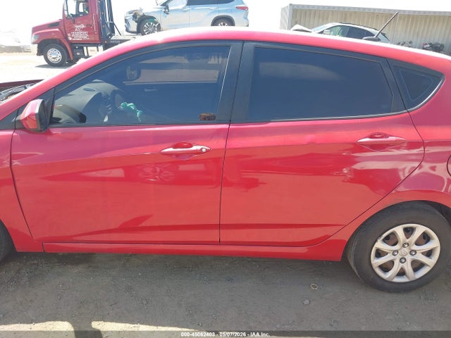 2013 Hyundai Accent Gs მანქანა იყიდება აუქციონზე, vin: KMHCT5AE0DU089591, აუქციონის ნომერი: 45062403