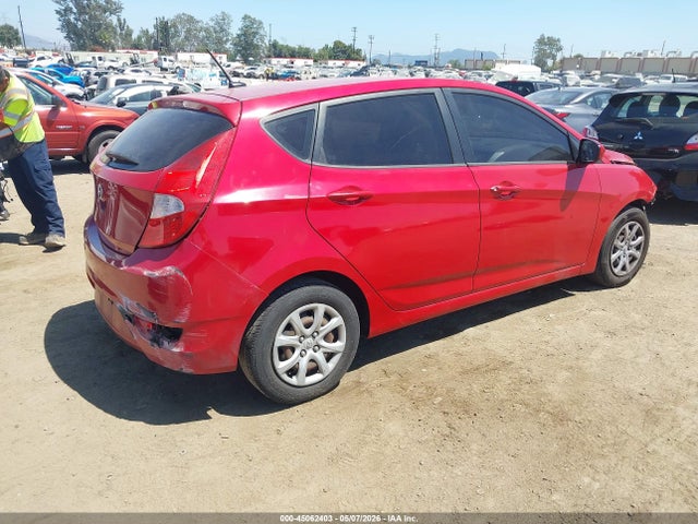 2013 Hyundai Accent Gs მანქანა იყიდება აუქციონზე, vin: KMHCT5AE0DU089591, აუქციონის ნომერი: 45062403