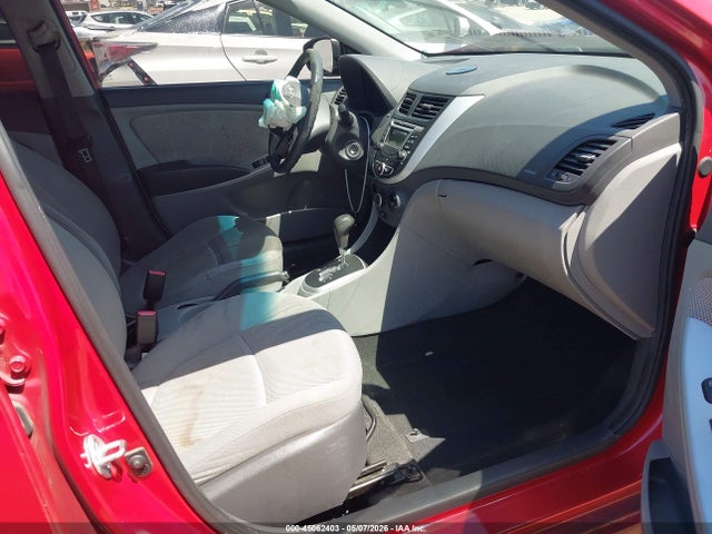 2013 Hyundai Accent Gs მანქანა იყიდება აუქციონზე, vin: KMHCT5AE0DU089591, აუქციონის ნომერი: 45062403