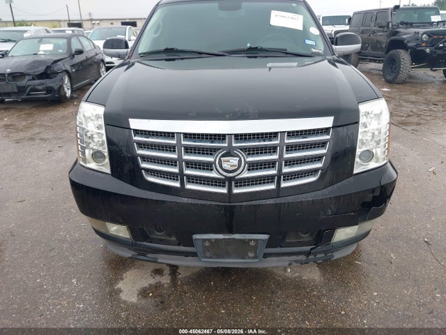 Auction sale of the 2011 Cadillac Escalade Standard, vin: 1GYS3AEF7BR355579, lot number: 45062467