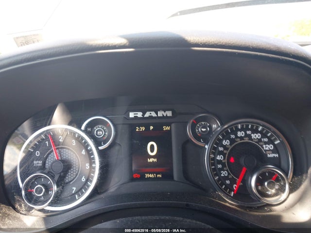 Продажа на аукционе авто 2024 Ram 1500 Big Horn  4x4 5'7 Box, vin: 1C6RRFFG8RN156315, номер лота: 45062516