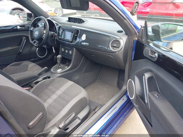 45062536 :رقم المزاد ، 3VWVT7AT6EM637880 vin ، 2014 Volkswagen Beetle 2.0t R-line مزاد بيع