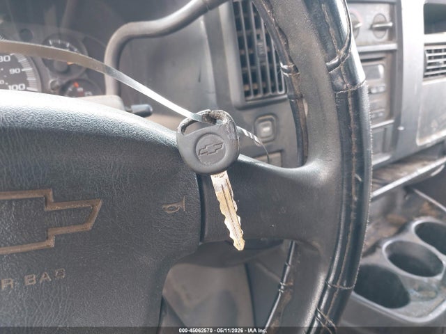 45062570 :رقم المزاد ، 1GCGG25U341147429 vin ، 2004 Chevrolet Express مزاد بيع
