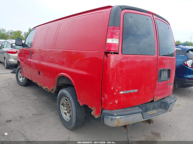 45062570 :رقم المزاد ، 1GCGG25U341147429 vin ، 2004 Chevrolet Express مزاد بيع
