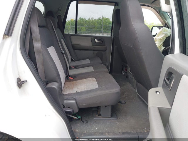 45062572 :رقم المزاد ، 1FMPU16L44LB69898 vin ، 2004 Ford Expedition Nbx/xlt مزاد بيع