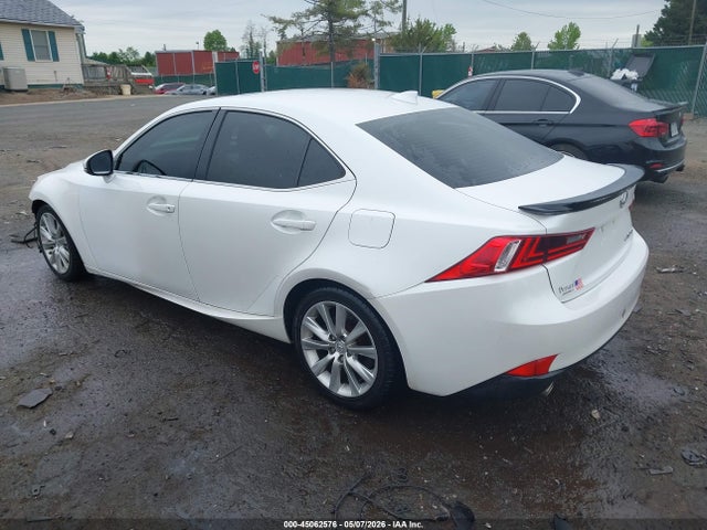 Lexus IS 300 2016 JTHCM1D20G5002295 Image 3