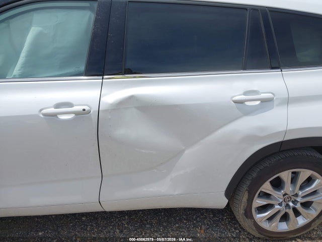 45062579 :رقم المزاد ، 5TDYARAH0PS520943 vin ، 2023 Toyota Highlander Hybrid Limited مزاد بيع