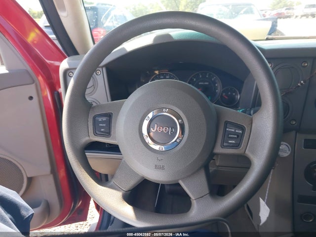 2006 Jeep Commander მანქანა იყიდება აუქციონზე, vin: 1J8HG48K36C293663, აუქციონის ნომერი: 45062592
