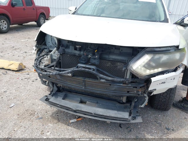 JN8AT2MT0HW141420 Nissan ROGUE SV