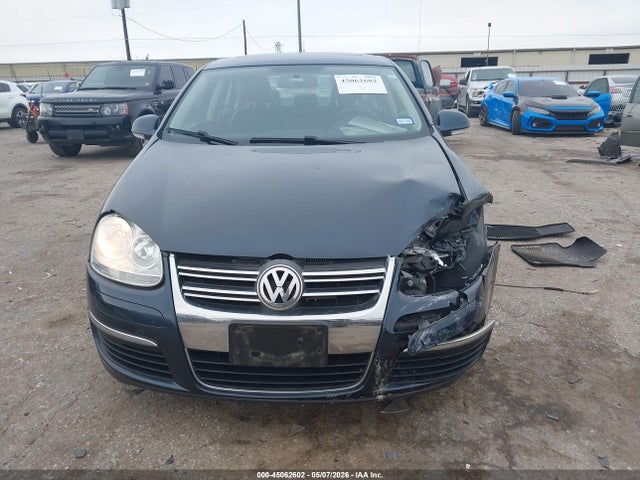 Aukcja sprzedaży 2010 Volkswagen Jetta Limited Edition, vin: 3VWRX7AJ3AM148013, numer aukcji: 45062602
